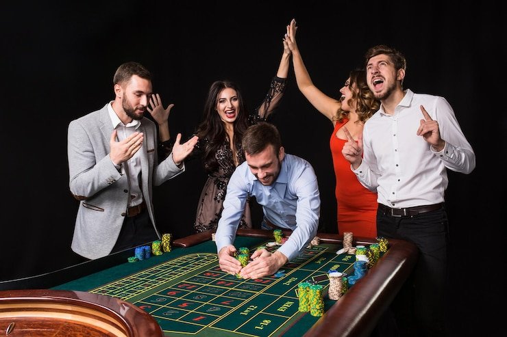 kedanjos live dealer blackjack table on mobile phone screen
